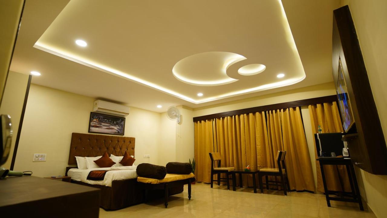 New Hotel Suhail Hyderabad Exterior photo