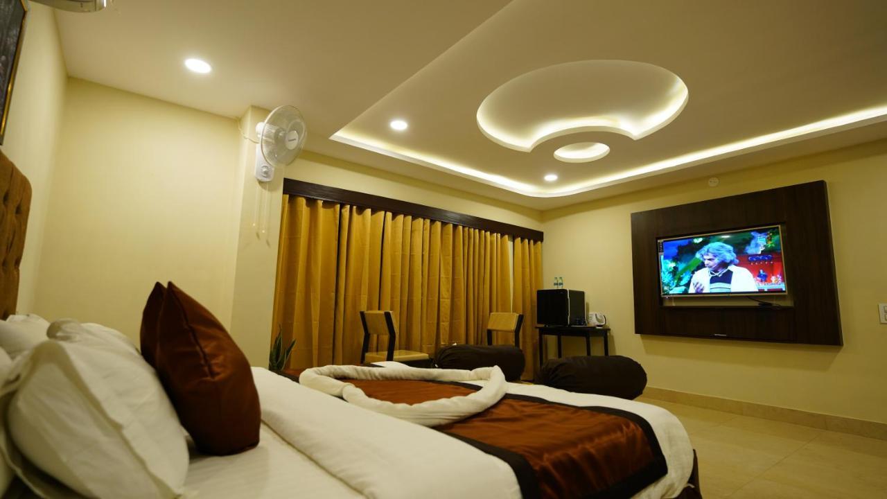 New Hotel Suhail Hyderabad Exterior photo