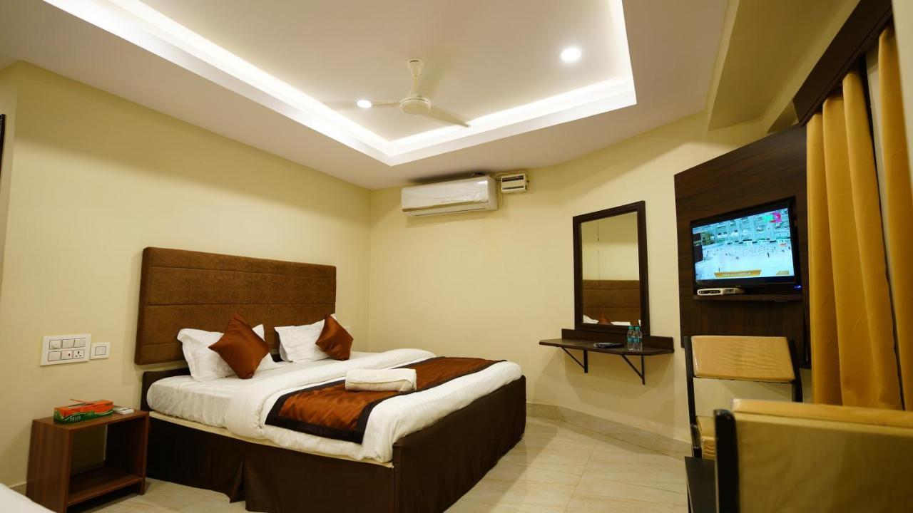 New Hotel Suhail Hyderabad Exterior photo