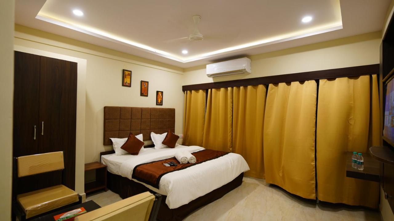 New Hotel Suhail Hyderabad Exterior photo